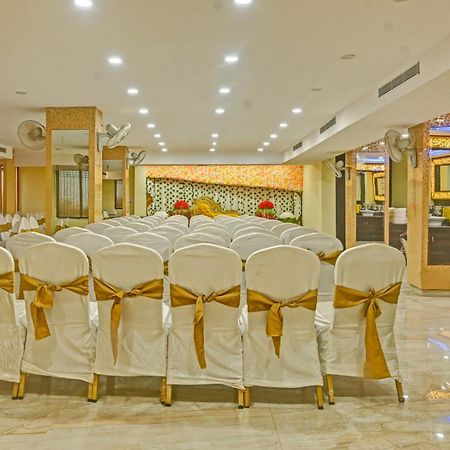 Oyo Tulsi Angan Hotel Danapur Luaran gambar
